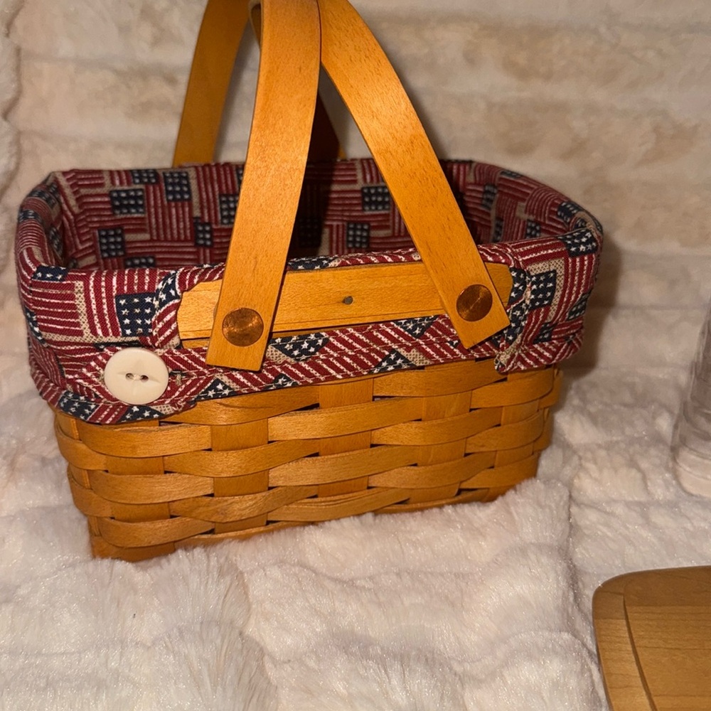 🐈⬛ Longberger Little Market Basket w/lid ,tie-on,clear liner approx 7.5x5x5.25” - Picture 8 of 10